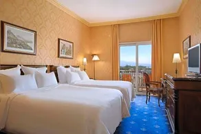 RG Naxos Hotel - Image 4
