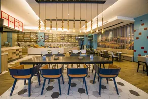 Ease Hotel Zhi (Wuhan Guanggu Plaza Yangjiawan Subway Station) - Image 2
