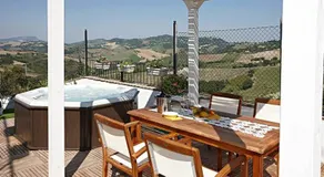 Villa Tamara Country & Spa Suites - Image 3