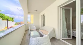 Apartments Mali Nono - Image 3