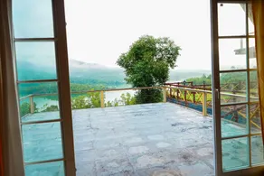 Brownstone Resort - Image 2