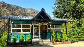 Van Shanti Stays - Image 4