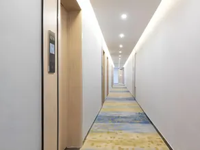 VX Hotel Wuxi Lingshan Scenic Area - Image 5