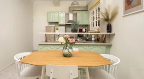 Melos House - Charming Apartment with Jacuzzi in the Heart of the City Perfect for Memorable Summer Experiences By Villa Mana Gers - Image 5
