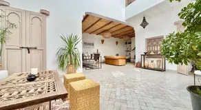 Maison Remedy et Spa Private Pool & Breakfast - Image 4