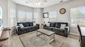 Large 3BR Private Condo Pool Tennis Great Location - Image 3