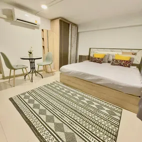 Noc House - Image 2