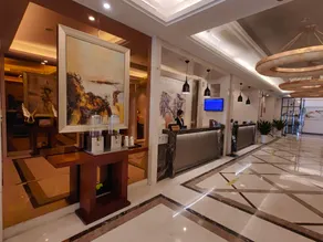 Huaxia Hotel - Image 4