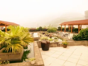 Wine Country Hotel - Image 4