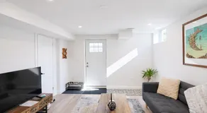 Spacious 2BR Basement w Parking -30 mins to Downtwn TO - Image 2