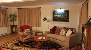 Shandon Farmhouse Bed and Breakfast - Image 2