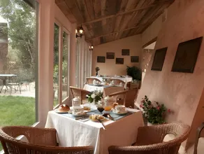 Logis Hôtel Le Boudoir - Image 2