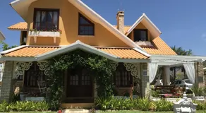 Vanika's Beach Villa - Image 2