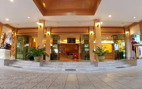 Major Grand Hotel - Image 3