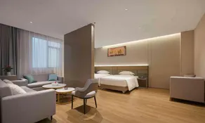 West Coast Smart Hotel (Nanjing Branch) - Image 2