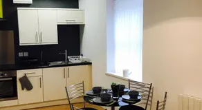 Posthouse - Image 4