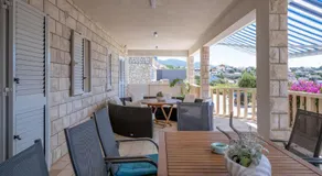 Apartmani Marelic - Sun Beach - Image 2