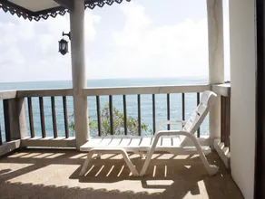 Coral Cove Resort - Image 3