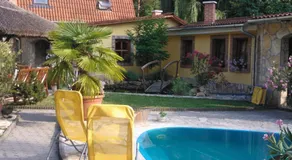 Mediterrán Apartmanház Szántód - Image 3
