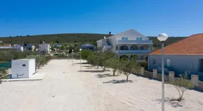 Camping Sukošan Beach - Image 2