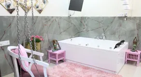 Air Purifier - Modern Jacuzzi HotTub 1BHK Suite 3 - Image 3