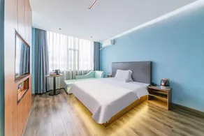 Borui Business Hotel (Tangxia Baotian Branch) - Image 2