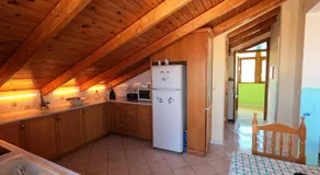Loft apartment 20m from sea - Image 4