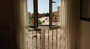 Hostal Valderas - Image 5