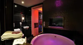 Jin Spa Resort Hotel - Image 3