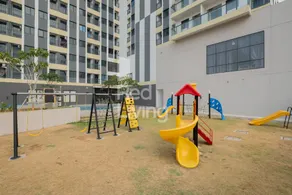 RedLiving Apartemen Jakarta Living Star - BoboRooms - Image 3