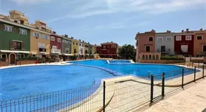 Your Poolside Paradise by the Sea - Image 4