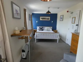 The Sloop Inn - Image 2