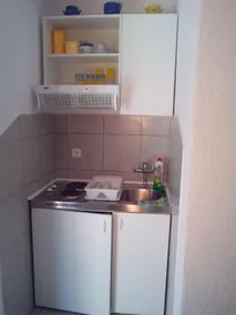 Apartamento con barbacoa, terraza y jardín | Vistas al jardín - Image 5