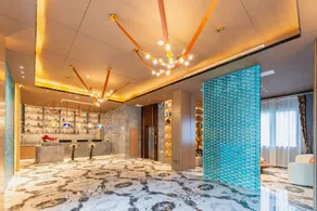 V-House Luxury Designer Hotel (Pujiang County People's Square Branch) - Image 4