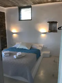 Cozy 1-Bedroom apt in Tinos - Image 5