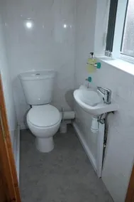 Ideal Home away in Bury and Whitefield - Image 1