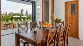 Green & Blue Villas - Villa Anur - Image 2