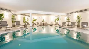 AlpenParks Hotel & Apartment Alpendorf - Image 5