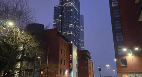 Cozy 2BD & 1BA City Centre Luxury with Free Parking - Image 3