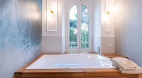 VILLA MADRE Suites e Private Spa - Image 2