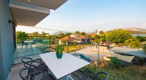 Avali Deluxe Apartments - Image 5