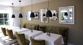 Green Cottage - Image 3