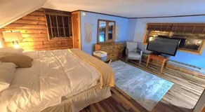 4BR Cabin by the Lake with Hot Tub, Game Room, Fire Pit - Image 2