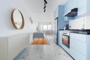 Nabeel Homes - Gorgeous Seaview Condo in Gleem - Image 4
