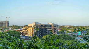 Boutique Hamilton Stay Portside - Image 4