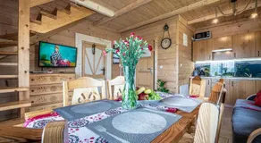 Domki Górskie Janosik, Kwicoł i Pyzdra Jacuzzi, Sauna - Image 3