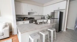 BRAND NEW home minutes from Niagara Falls. - Image 2