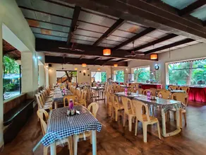 Pinewood Resort - Image 4
