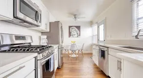 New Beach Jewel Bungalow - Image 2