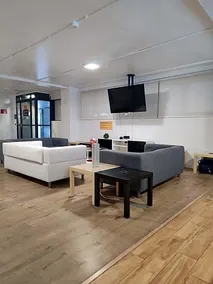 Bilbao Metropolitan Hostel by Bossh! Hotels - Image 2